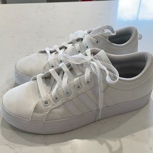 Adidas Bravada Sneakers